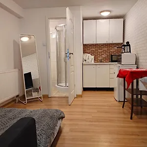 Flinstones Apartament