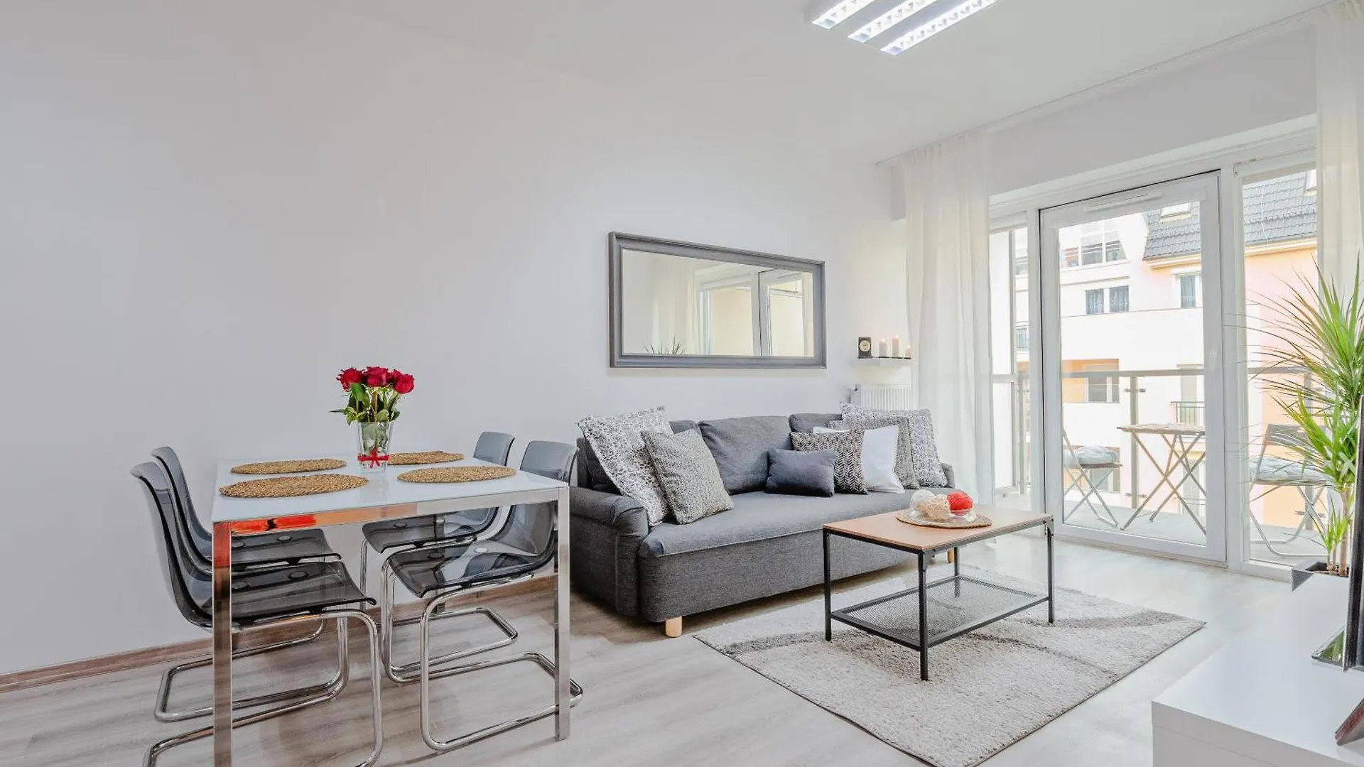 아파트 Apartamenty Homely Place Serce Poznania - Stary Rynek - Parking 폴란드